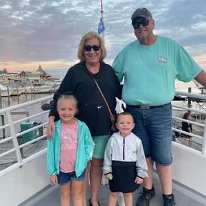 Meet your Posher, Amy